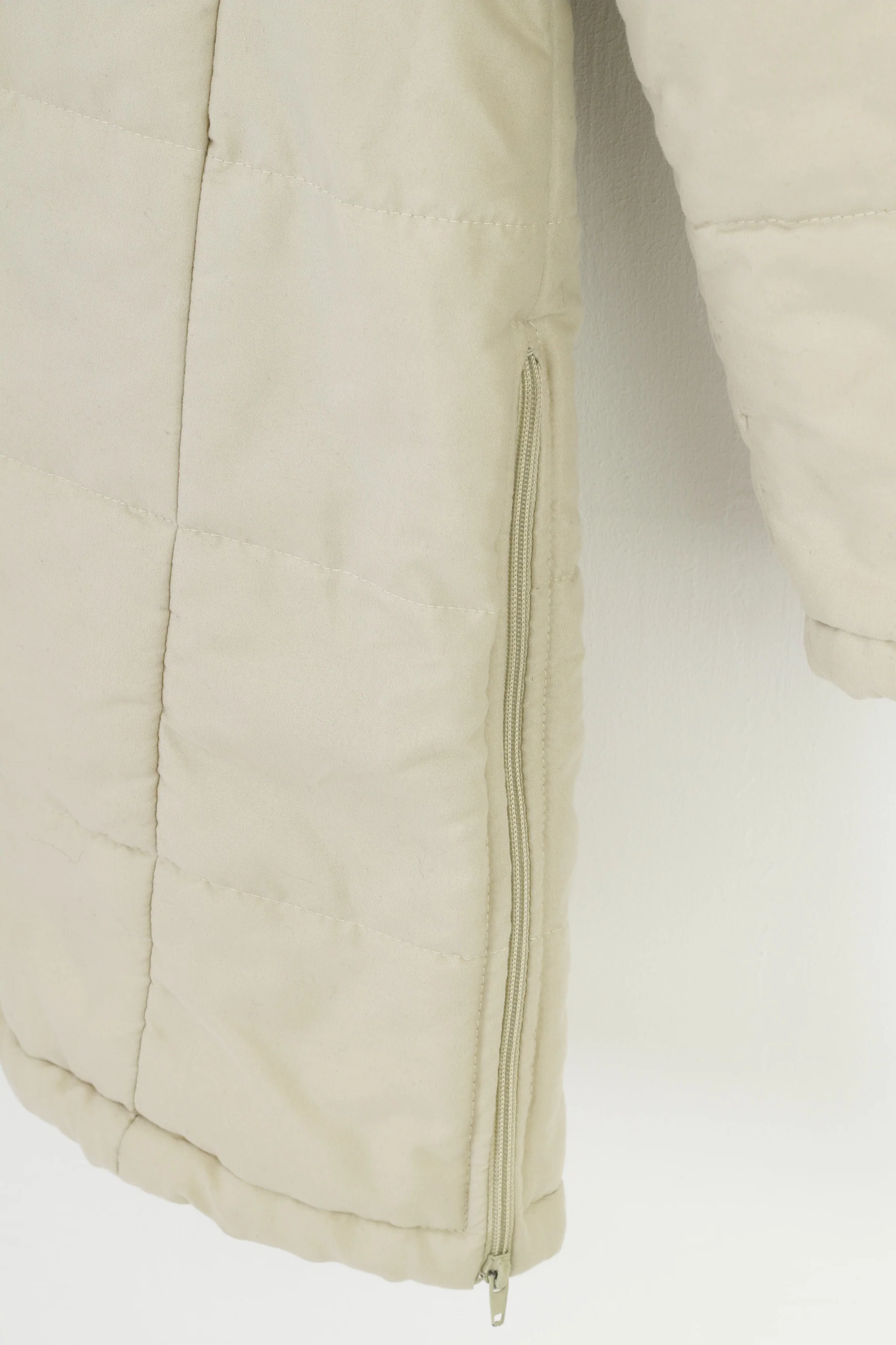 Turek Women 40 M Jacket Coat Padded Winter Beige Long Parka Full Zipper Vintage Top - Image 4