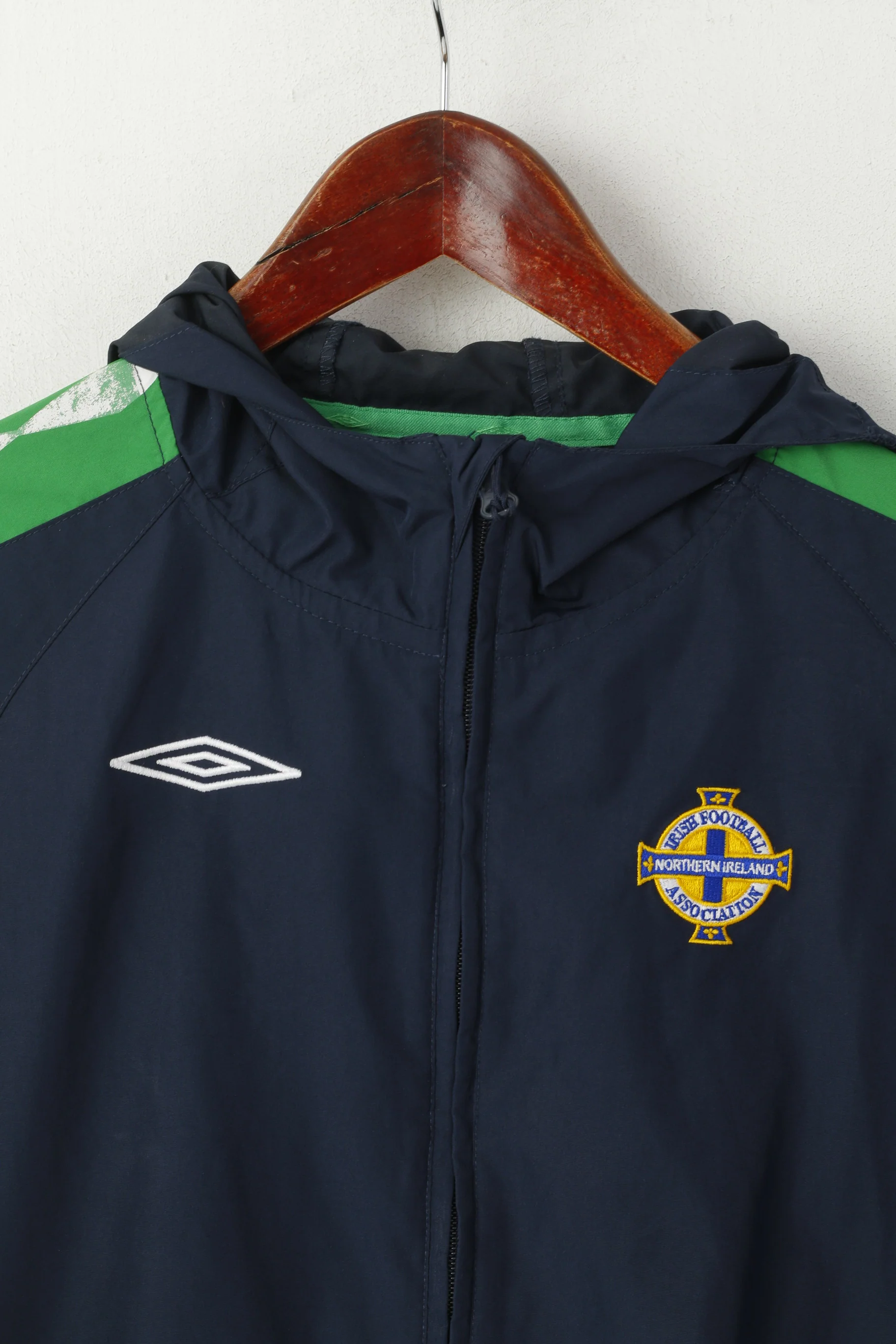 Umbro Boys XLB 158 Jacket Navy Ireland Irish Football Association Zip Up Top - Image 2
