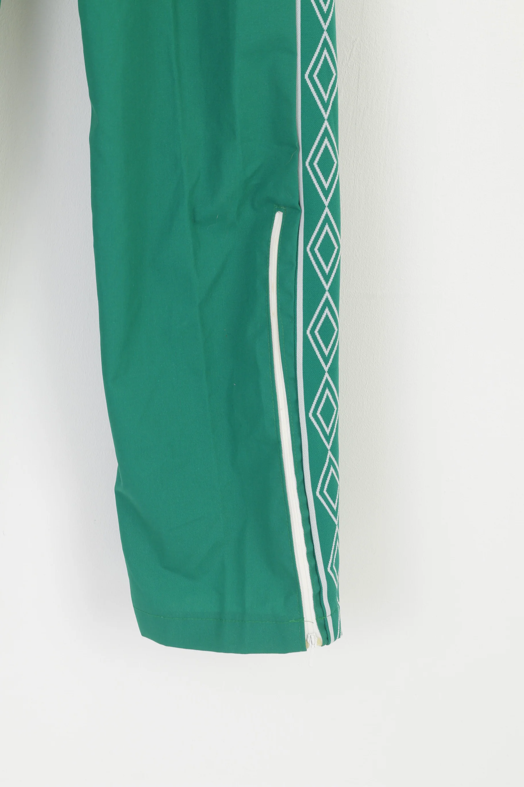 Umbro Youth 168 Sweatpants Green Cotton Blend Vintage Norway Retro Trousers - Image 2