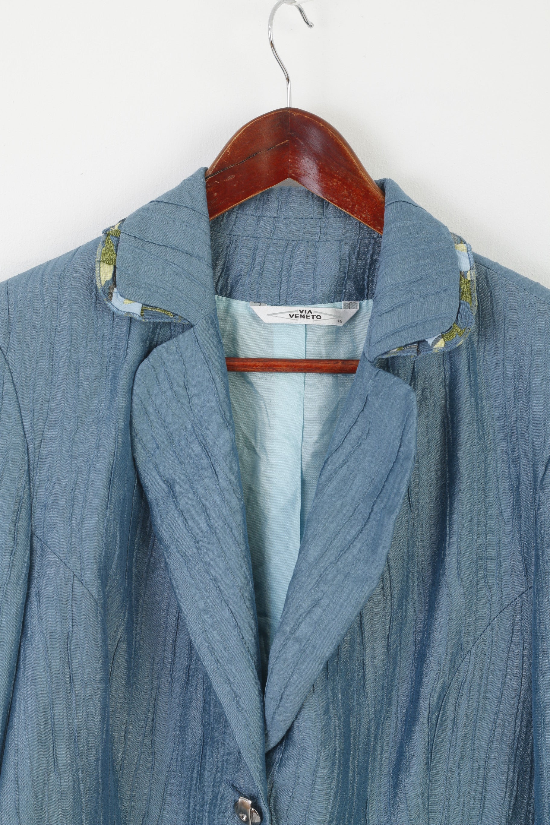 Via Veneto Women 16 XL Blazer Blue Shiny Vintage Elegant Silver Buttons Jacket - Image 2