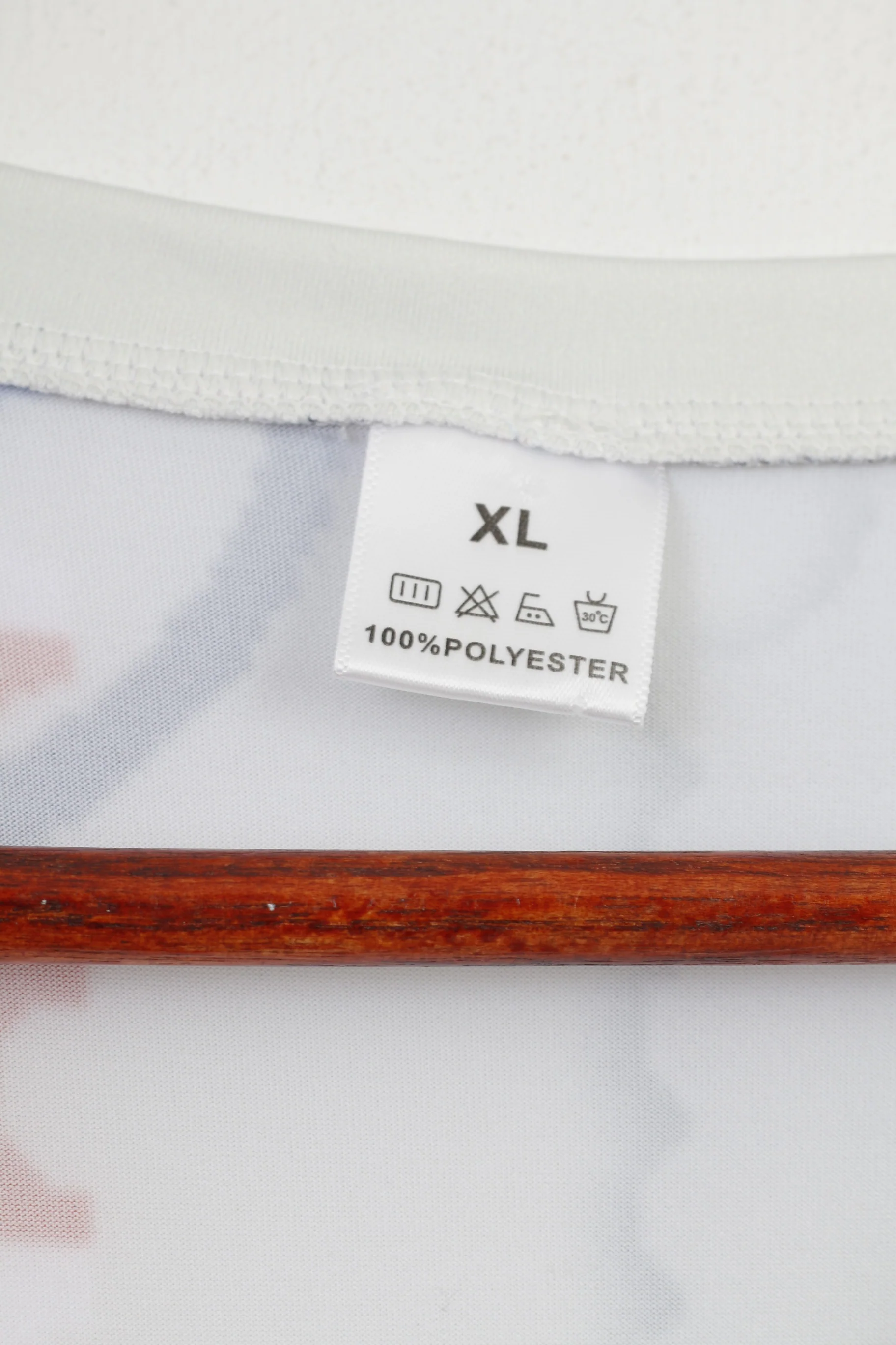 Vintage Men XL Shirt Stretch Beige London Stamp Graphic Jersey Fit England Vintage Top - Image 4