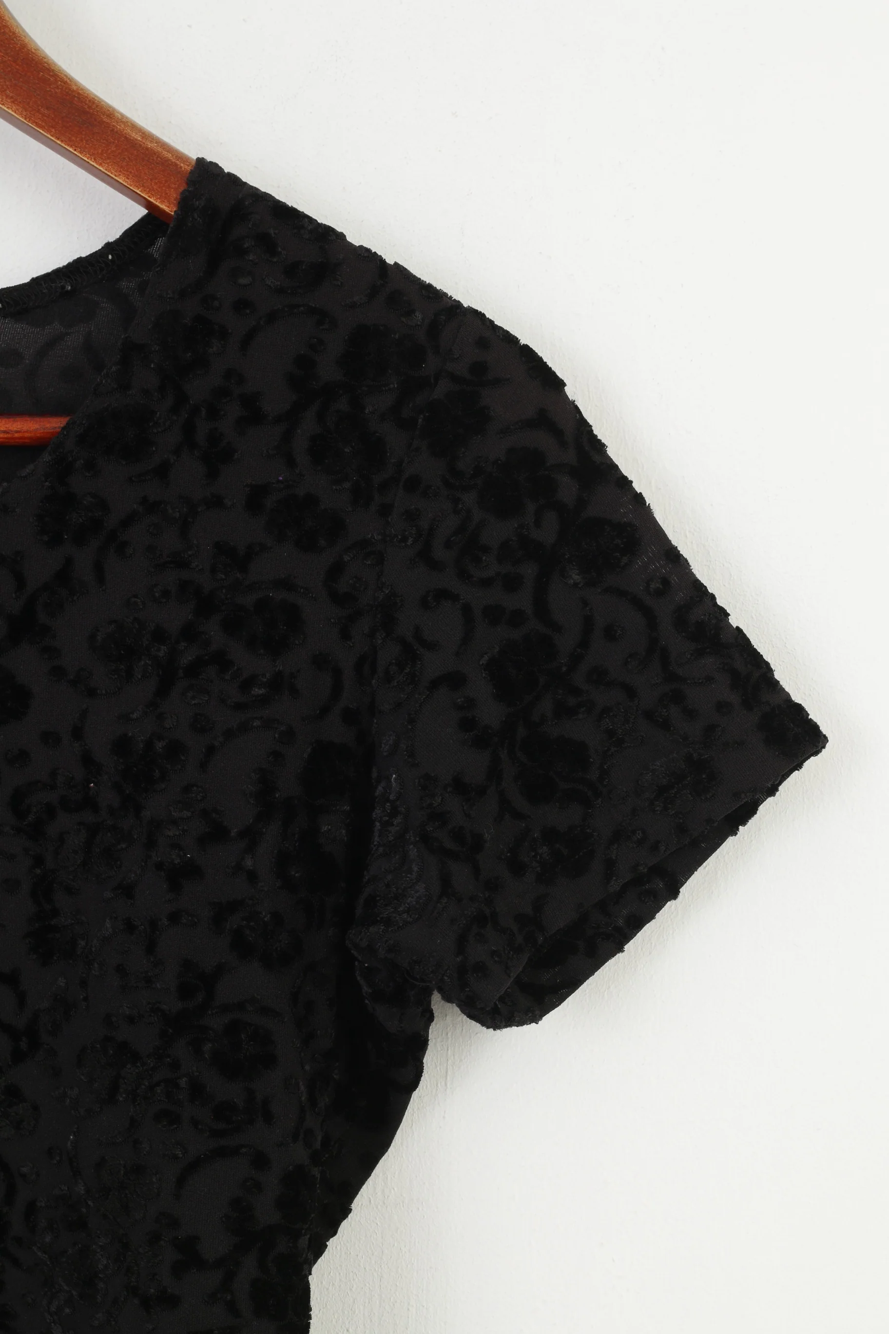 Vintage Woman S Shirt Black Flower Short Sleeve Elegant Top - Image 3