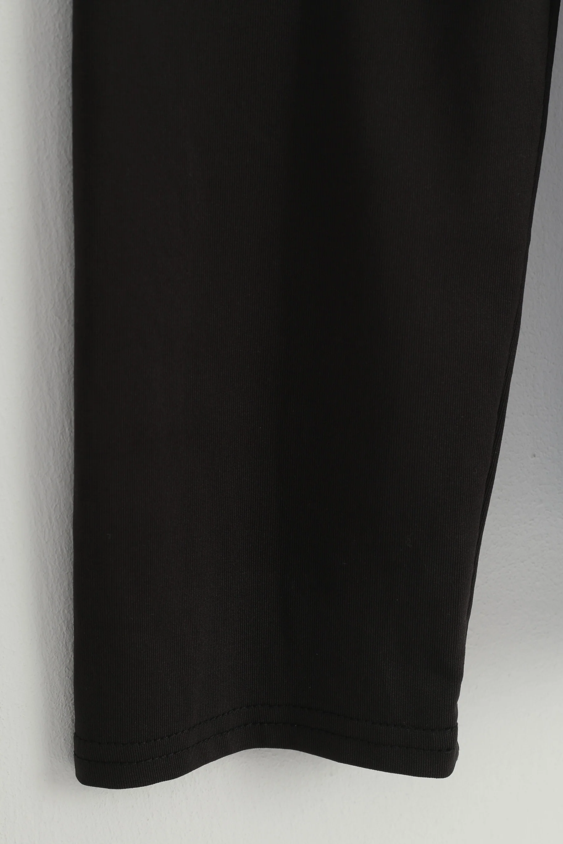 Vintage Woman XXL Shirt Black Sleeveless Shiny Creases Tank Top - Image 3