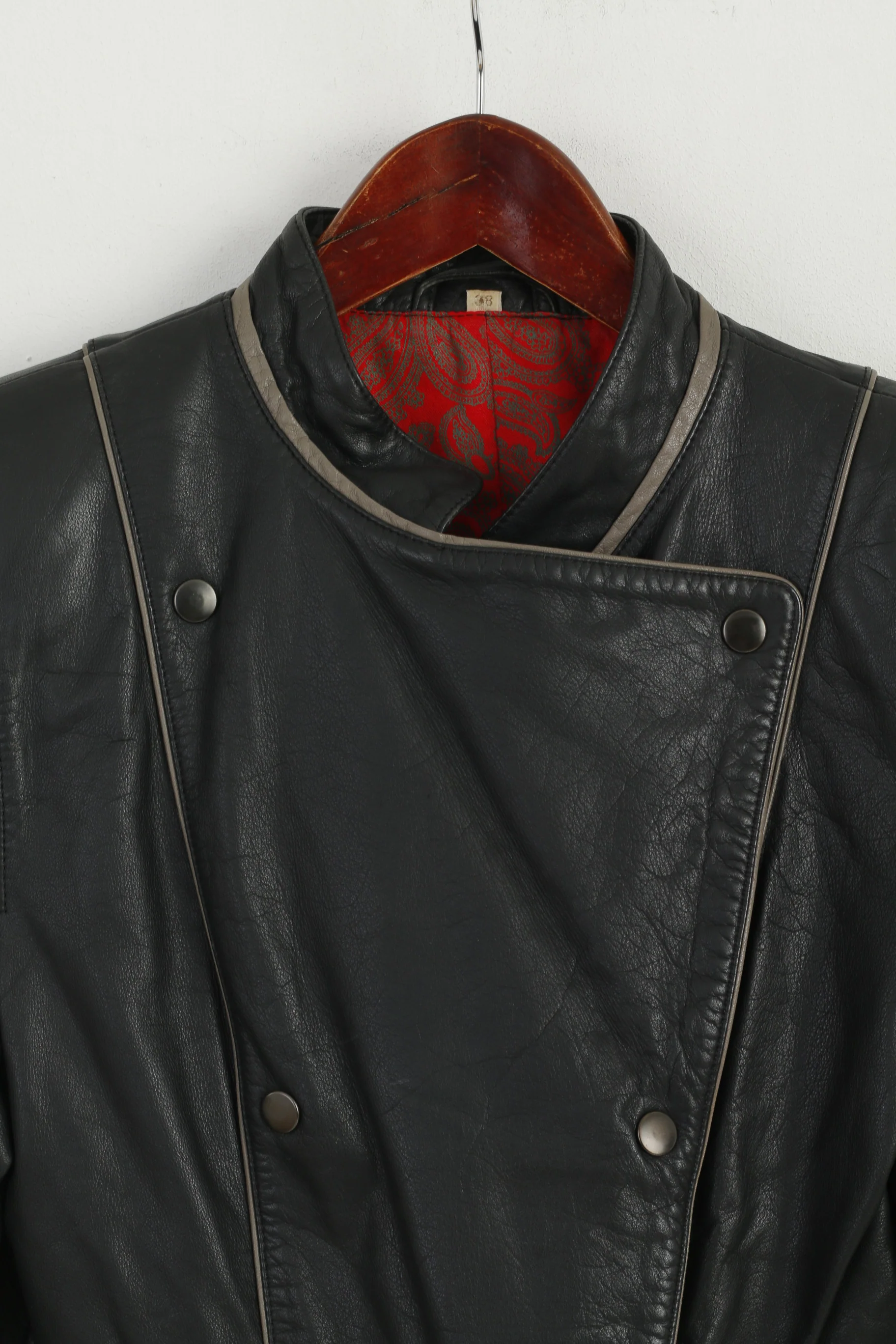 Vintage Women 38 S Jacket Black Leather Biker Ramones Shoulder Pads Top - Image 3