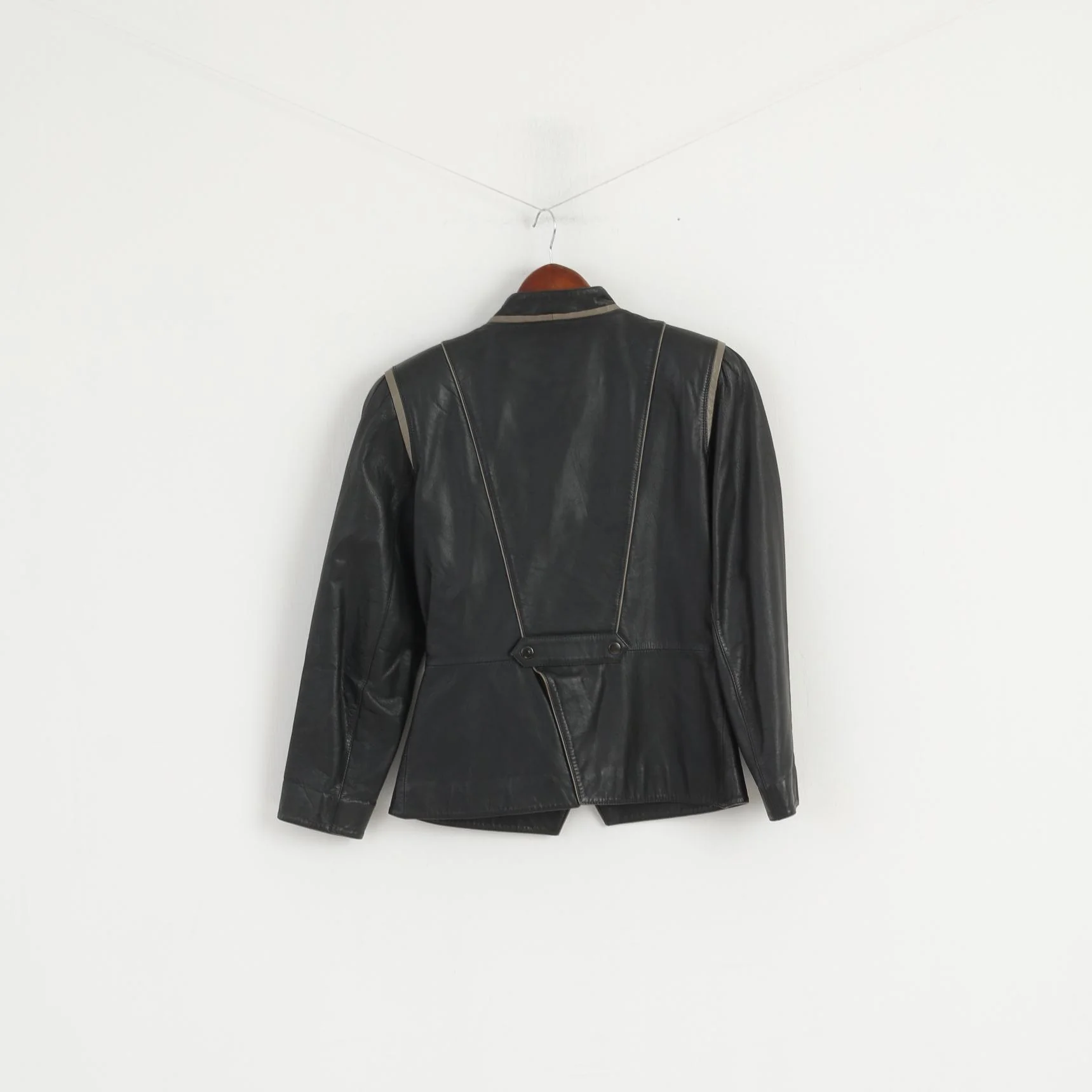 Vintage Women 38 S Jacket Black Leather Biker Ramones Shoulder Pads Top - Image 7
