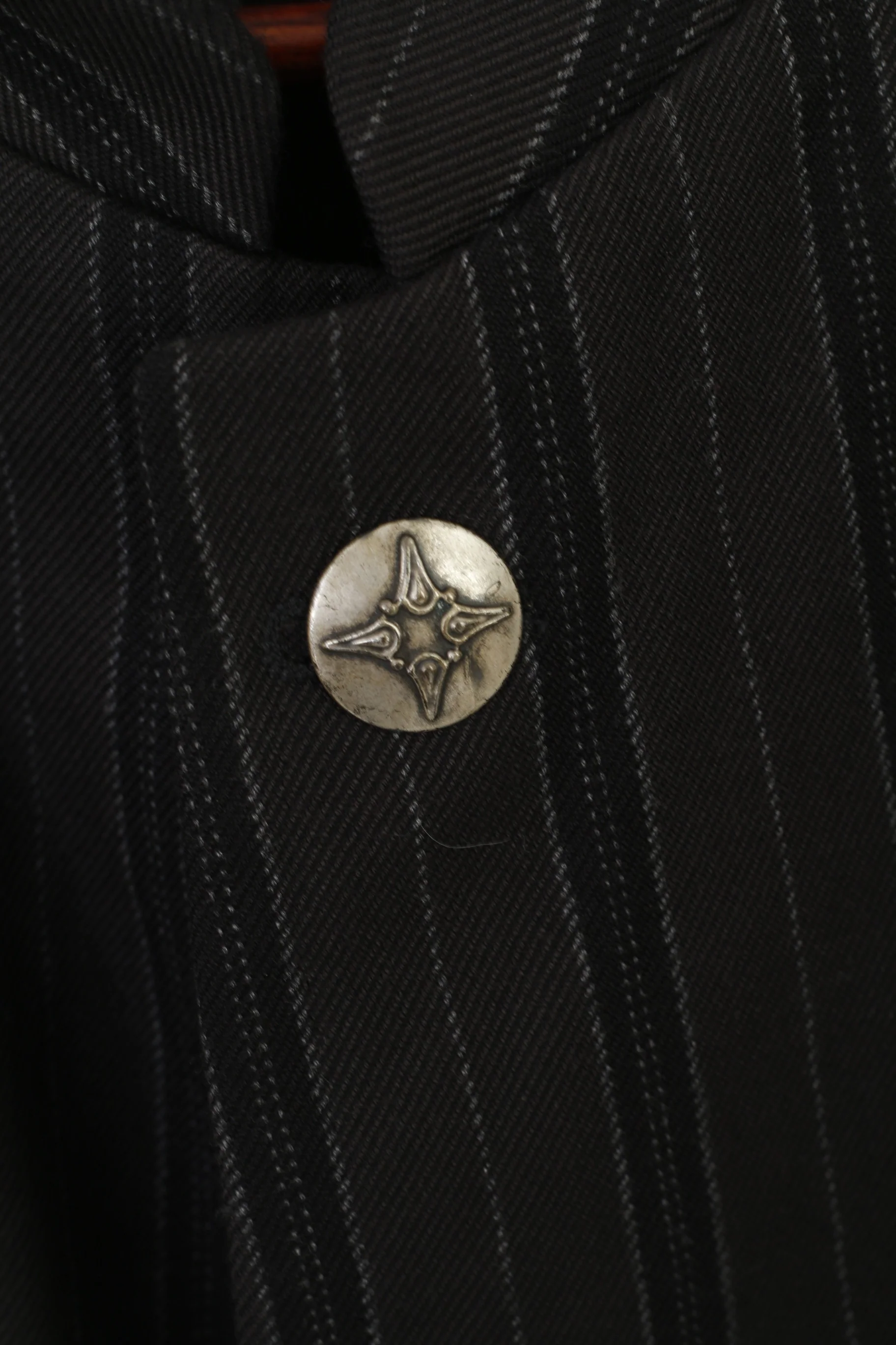 Willson Men 40 Blazer Charcoal Striped Stand Up Collar Single Breasted Silver Buttons Jacket - Image 4
