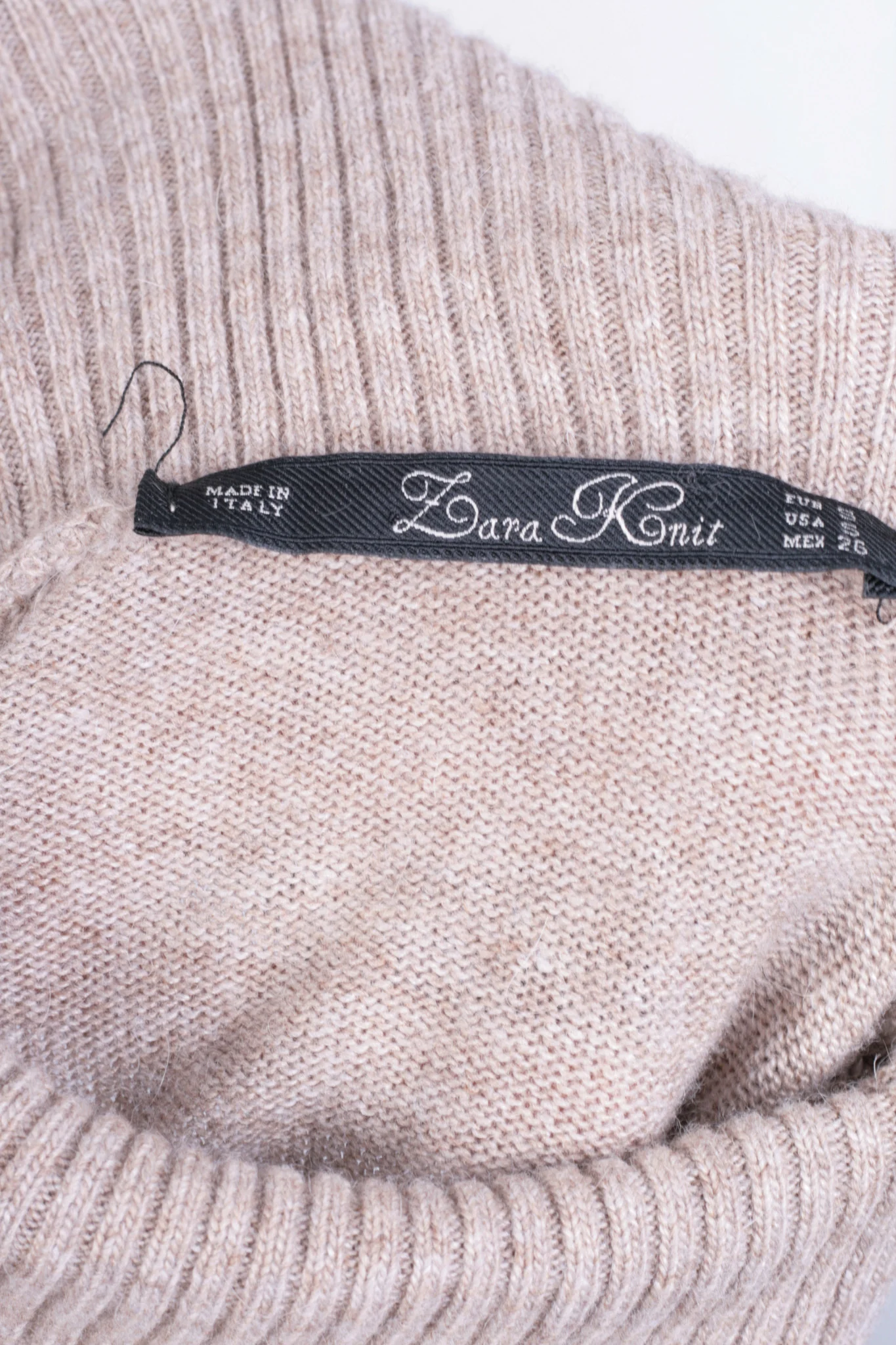 Zara Knit Women's S Jumper Beige Turtle Neck Italy Soft Sweater - Image 6
